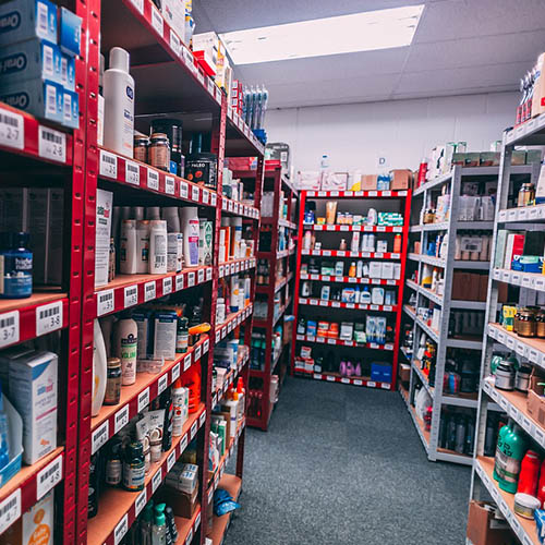 vue interieure Pharmacie Garenne Trivaux